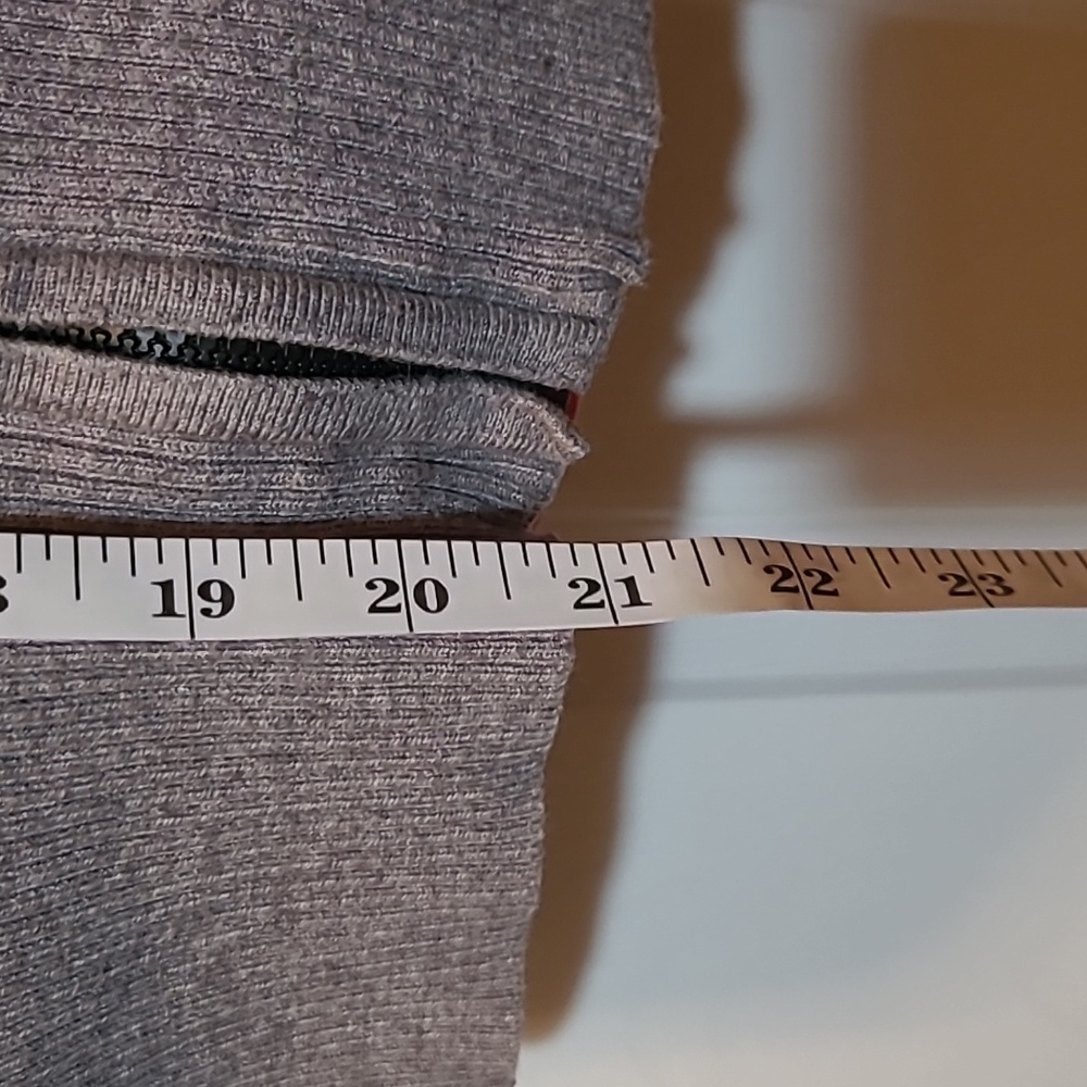 Women's Zip-Up Gray Ribbed Sweater - Picture 2 of 4